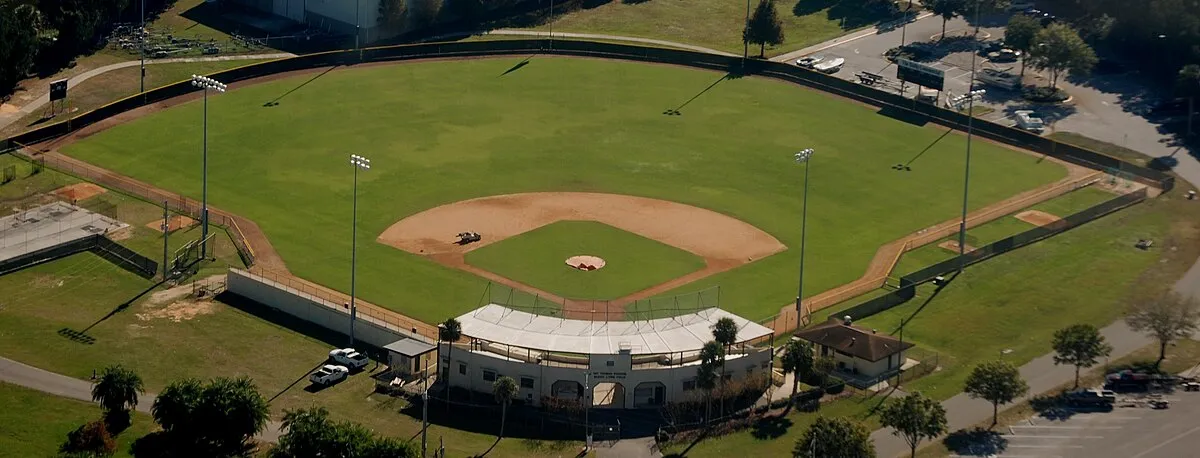 Pat_Thomas_Stadium