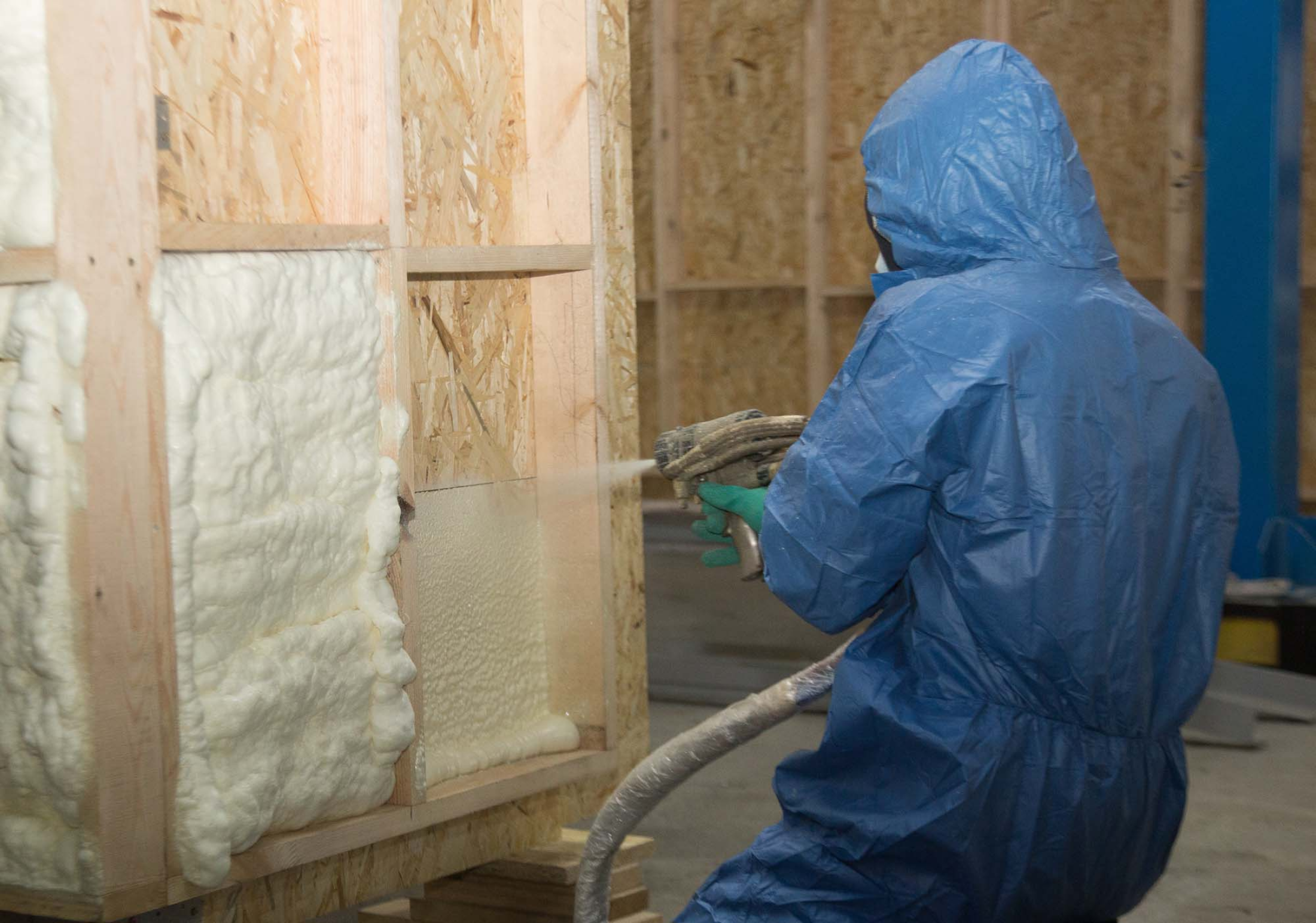 How Can Spray Foam Insulation Improve Energy Efficiency in Lake City?