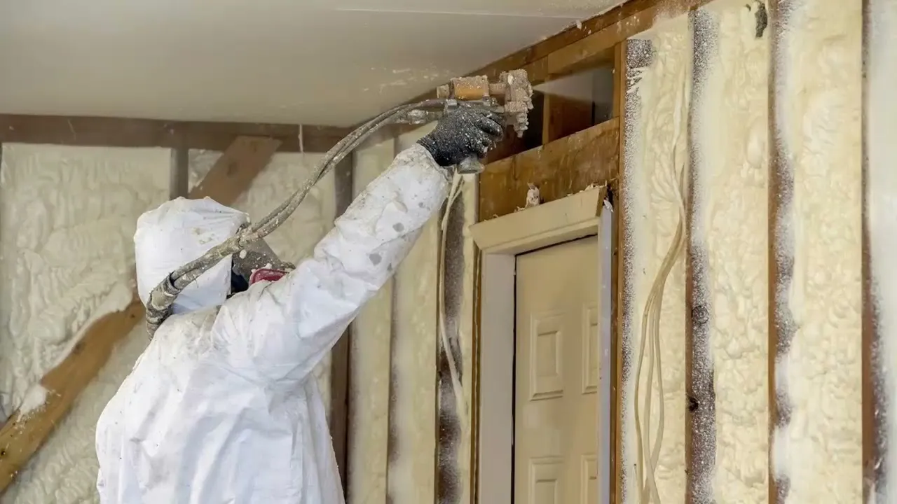 What Is the Ideal Spray Foam Insulation Thickness?